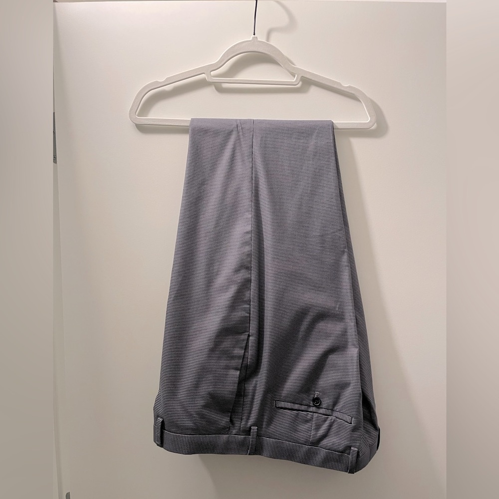 Men’s Banana Republic Dress Pants (Slim Fit, 35x32)